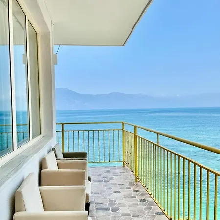 Rahmi & Veli Dervishaj فندق مبيت وإفطار Radhimë