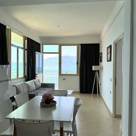 Bed & Breakfast Rahmi & Veli Dervishaj *