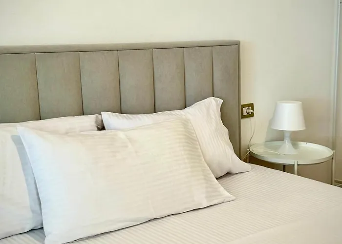 Rahmi & Veli Dervishaj Bed and Breakfast 3*