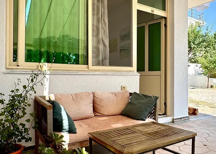 Bed and Breakfast Rahmi & Veli Dervishaj 3*